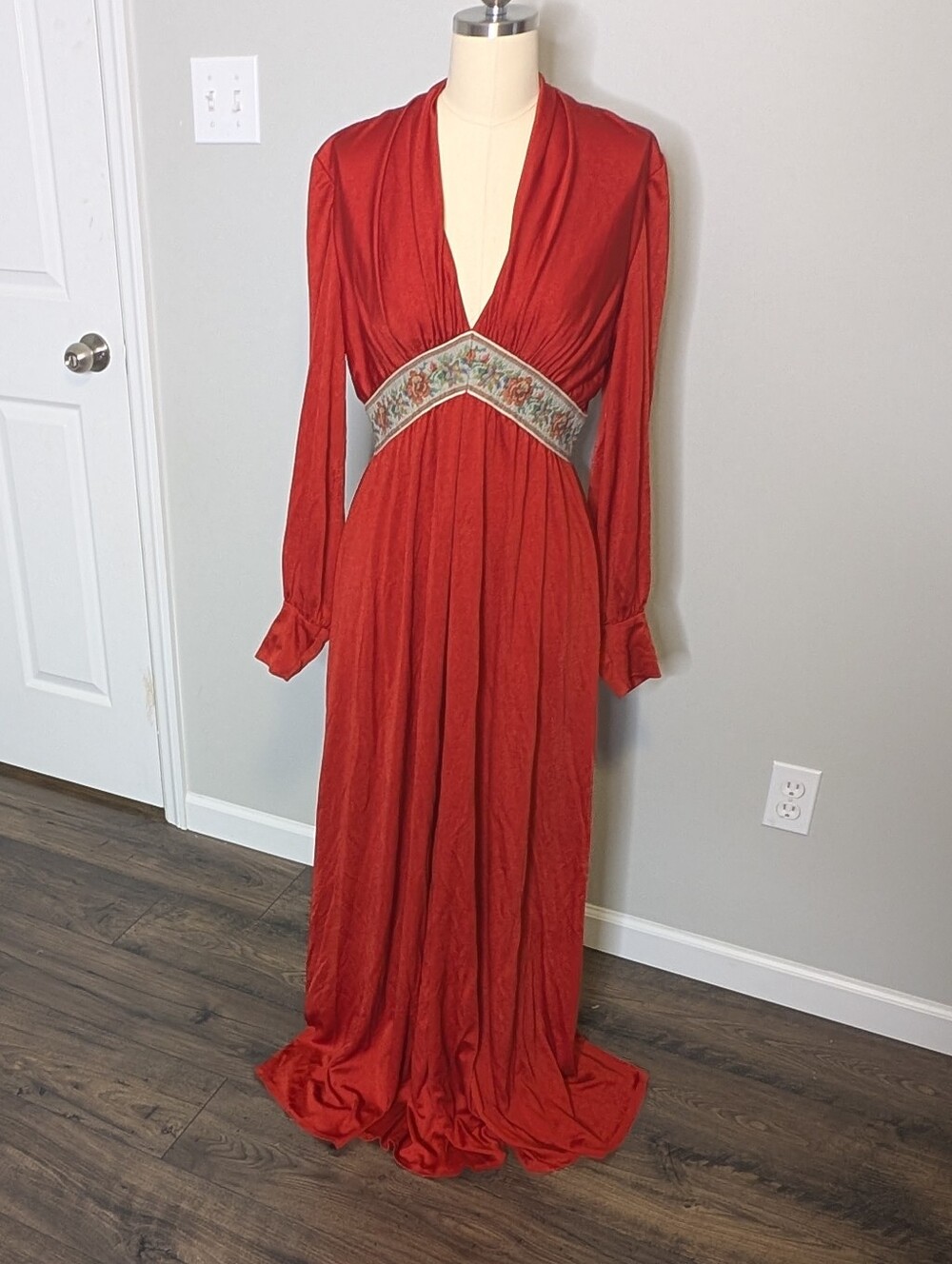 60s 70s Vintage Style Red Long Sleeve Maxi Dress Embroidered Waistband Size 6
